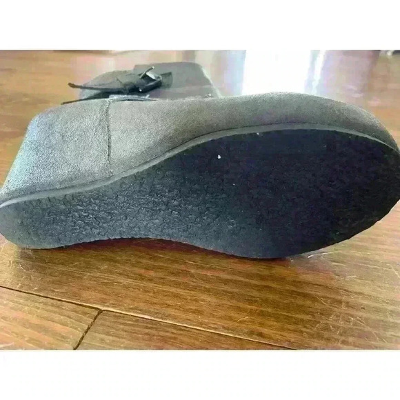 OTBT Robertson Soft Grey Ankle Booties Platforms, size 7 - Picture 6 of 9
